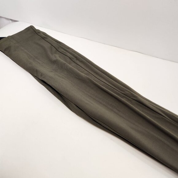 RW&Co. Leggings Size Medium NWT Green - Picture 9 of 12